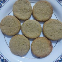 A picture of Chill garlic biscuits.