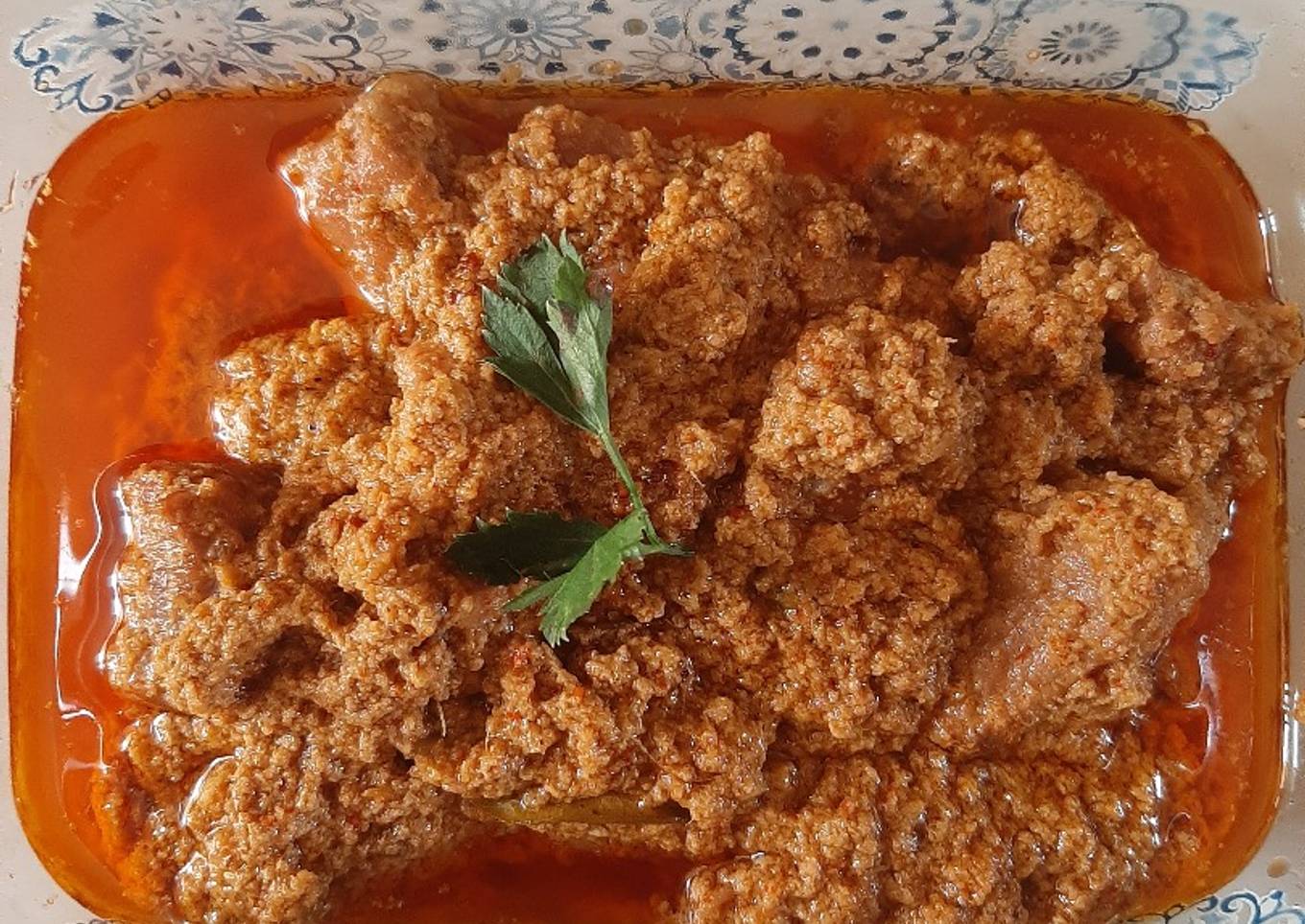 Rendang daging sapi