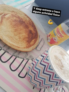 Una foto de Pancake desayuno /merienda