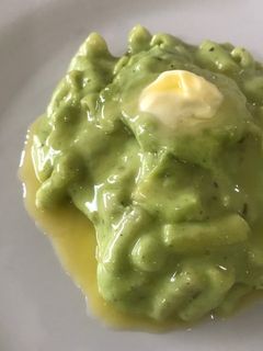 A picture of Green Mac and Cheese.