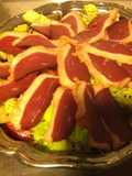 Salade complète surprise aux magrets de canard fumés