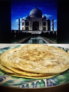 Foto principal de Aloo Paratha —Pan indio relleno—