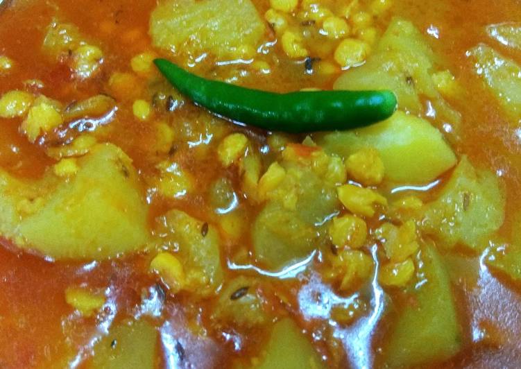 Step-by-Step Guide to Make Award-winning Chholar Dal diey Pepey r Dalna