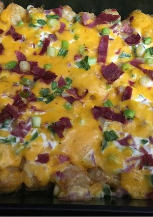 A picture of Jalapeno Popper Tater Tot Casserole.