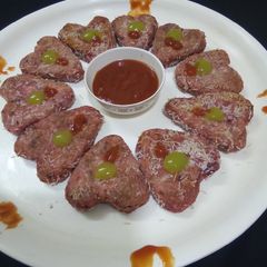 A picture of Raw banana beetroot cutlet.