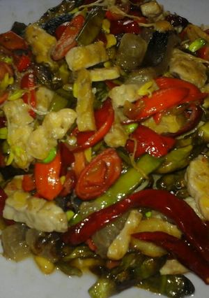 Foto resep Oseng kikil genjer pedas