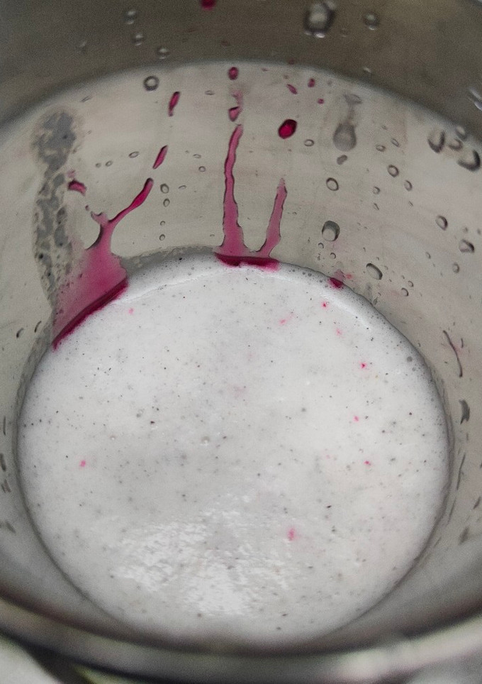 டிராகன் ஃப்ரூட் மில்க் ஷேக்(dragon fruit milkshake recipe in tamil) செய்முறை முக்கிய புகைப்படம்