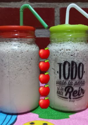 Una foto de Licuado de Manzana🍎 (con Leche🥛)