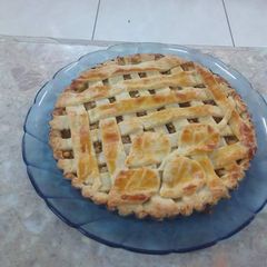 A picture of Apple walnut pie.