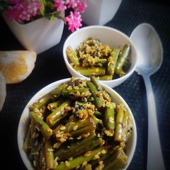 A picture of Sesame Seed Beans.