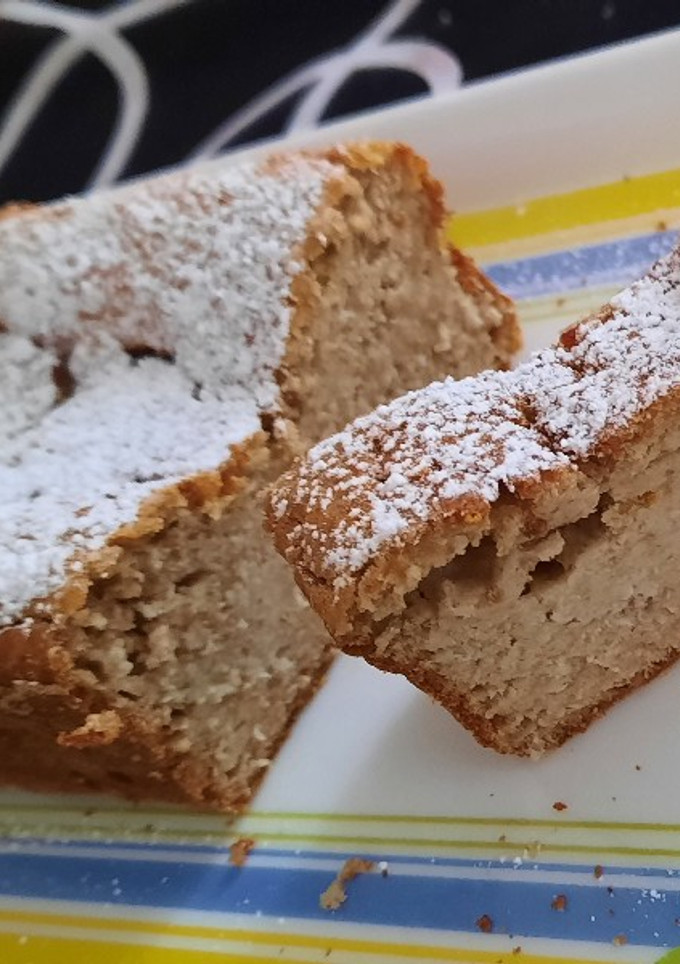Una foto de Budín húmedo de manzana y avena🍎