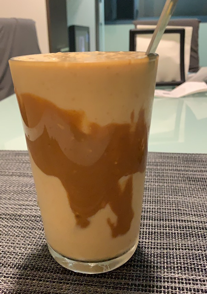 Una foto de Batido nutricional con mantequilla de maní