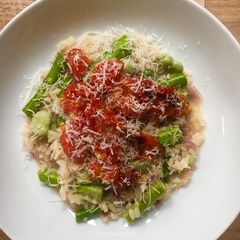 Broad Bean and Asparagus Risotto with Slow Roasted Tomatoes A picture of Broad Bean and Asparagus Risotto with Slow Roasted Tomatoes.