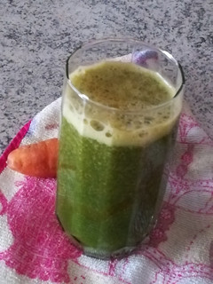 Una foto de Batido de Zanahoria, Acelga y Limón