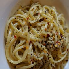A picture of Spaghetti Alio Olio.