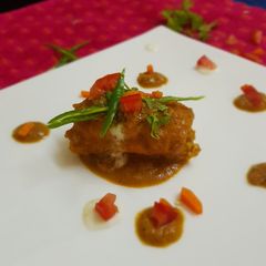 A picture of Nargishi Stuffed Curry.