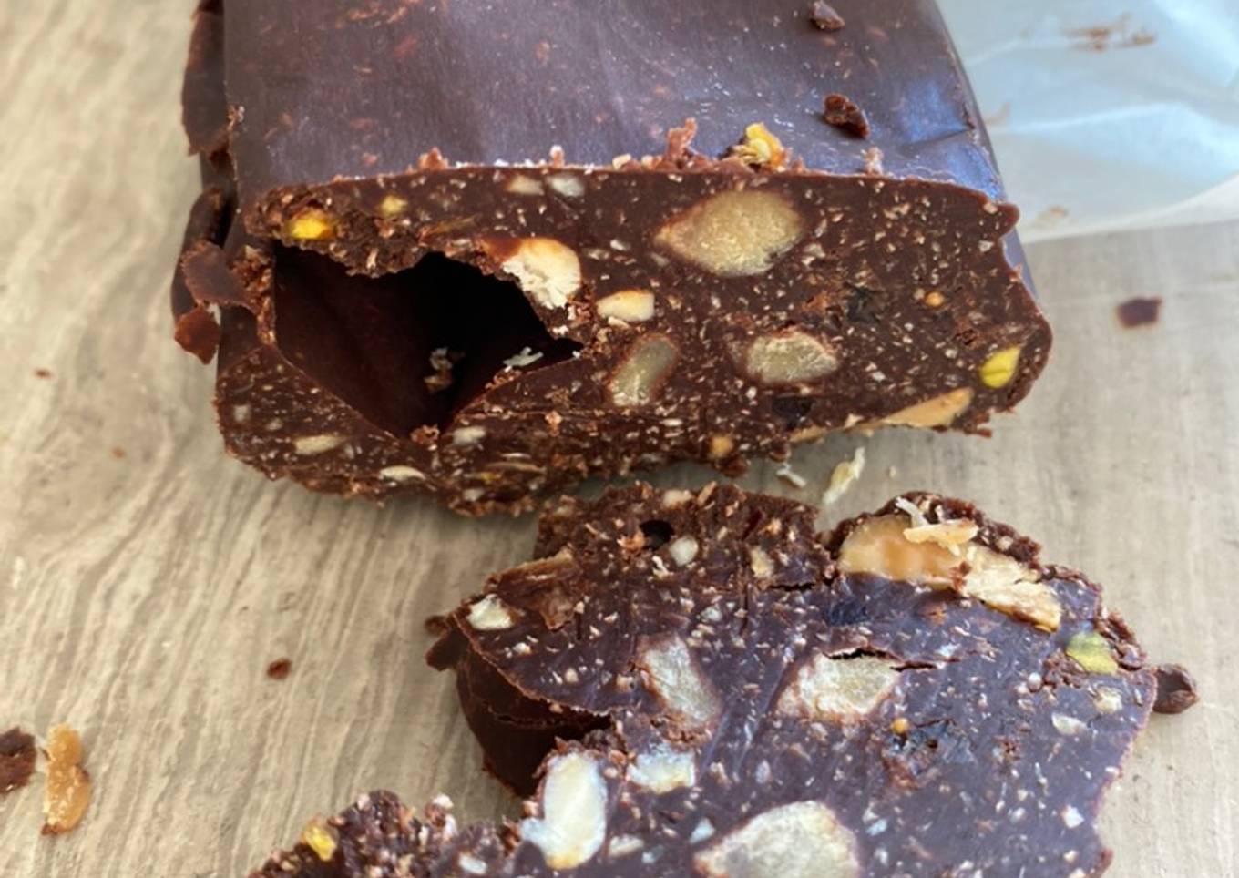 Chocolate salami (chocolate trunk)