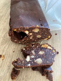A picture of Chocolate salami (chocolate trunk).