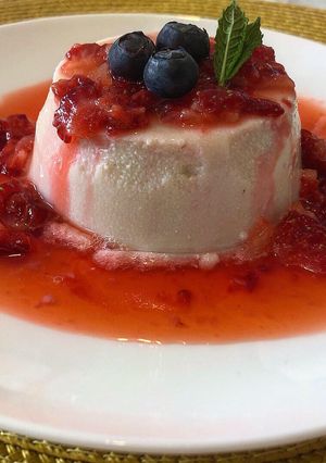 A picture of Tofu Pudding (Blancmange).