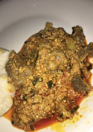 A picture of Egusi soup/melon soup.