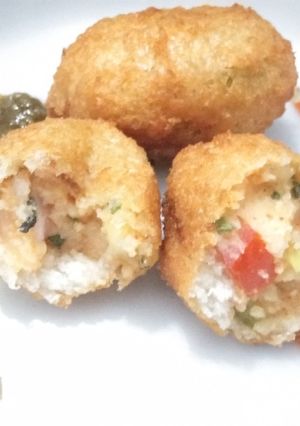 A picture of Potato bread roll.