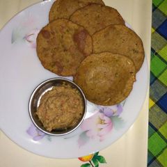 A picture of Jowar Vade.