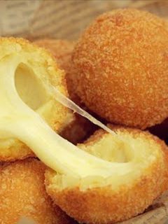 A picture of Potato Cheese Balls.