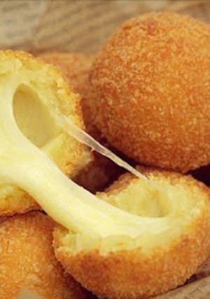A picture of Potato Cheese Balls.