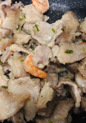 Hình của món Thịt kho tôm.
