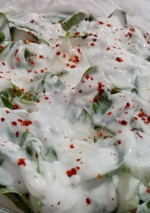 O poză a rețetei Salată de semizotu (purslane)(portulaca oleracea) cu iaurt.