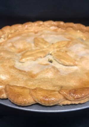 A picture of Steak pie with memories (Auntie Wins Pie).