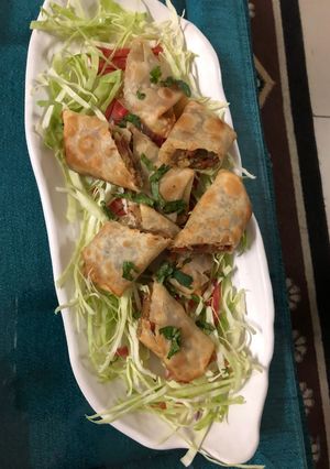 स्प्रिंग रोल (Spring roll recipe in hindi) रेसिपी मुख्य फोटो