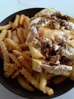 Töltött fokhagymás, tejfölös cukkini recept fotója
