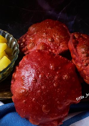 A picture of Beetroot Poori.
