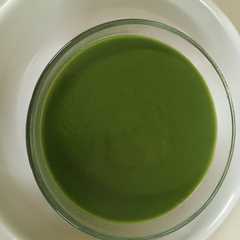 પાલક સૂપ (Palak Soup Recipe In Gujarati) રેસીપી મુખ્ય ફોટો