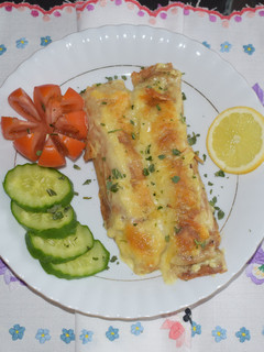 A picture of Ham and mushroom baked pancake.
