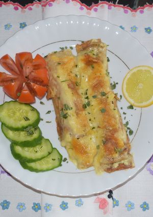 A picture of Ham and mushroom baked pancake.