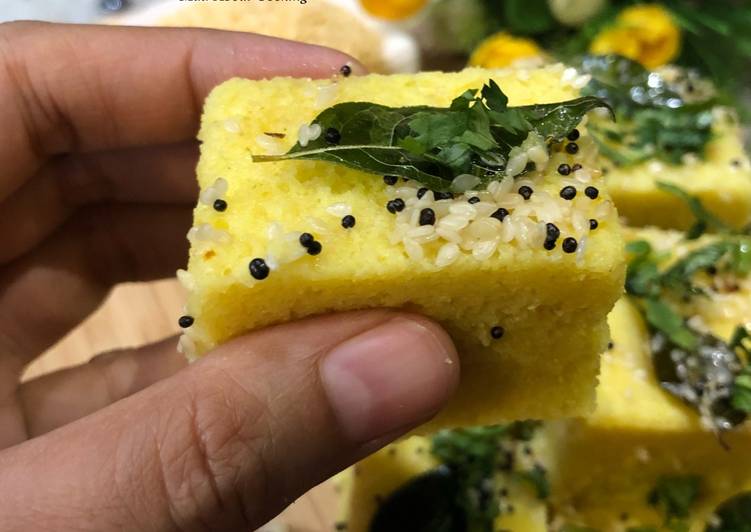 Steps to Prepare Perfect Yellow Moong Daal Dhokla (Savory Steamed Lentils Cake)– Protein-Rich Breakfast