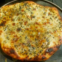 A picture of Aloo Kulcha.