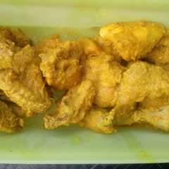 รูปของ Ayam ungkep bumbu kuning