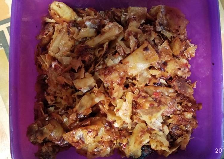 Keripik kulit lumpia pedasss