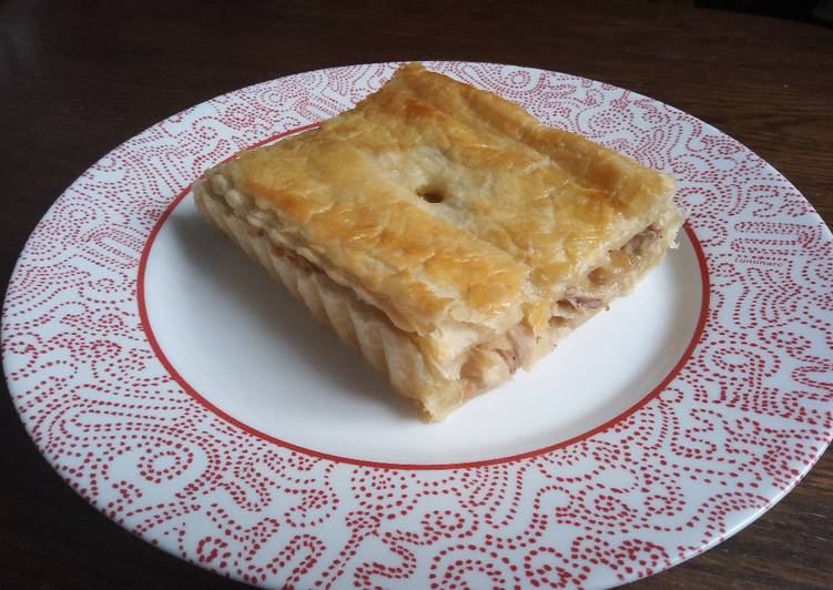 La Recette Pas à Pas Pie de poulet (tourte au poulet)