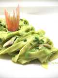 Tagliatelle all'uovo con triglia e crema di zucchine