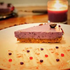 A picture of Blueberry cheesecake.