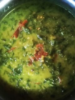 பாலக்கீரை துவரம் பருப்பு கடையல் (Paalak keerai thuvaram paruppu kadaiyal recipe in tamil) செய்முறை முக்கிய புகைப்படம்