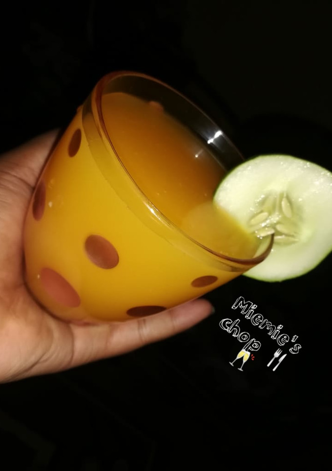 A picture of Mango smoothie.
