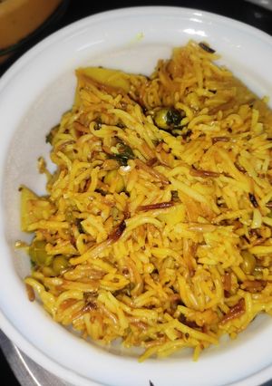 मटर की सेवइयां (Matar ki sevaiyan recipe in hindi) रेसिपी मुख्य फोटो