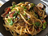 Tallarines alle vongole