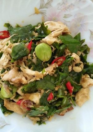 Foto resep Oseng Ayam suwir daun so saus tiram
