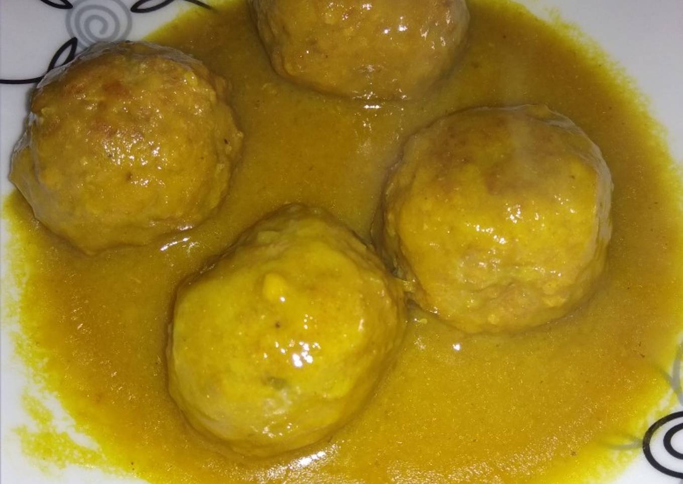 Albóndigas en salsa